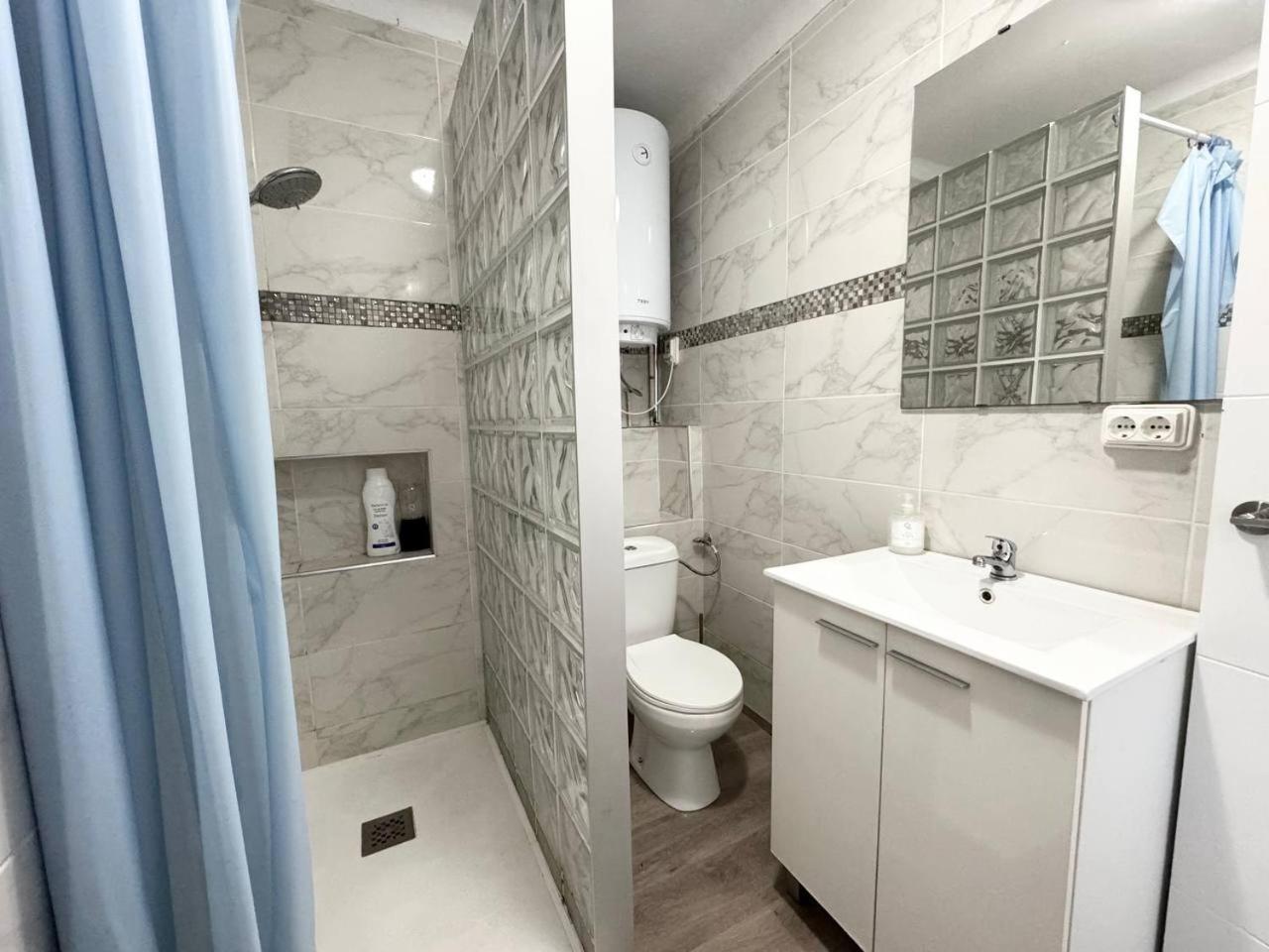 Apartsalou Bilbao מראה חיצוני תמונה